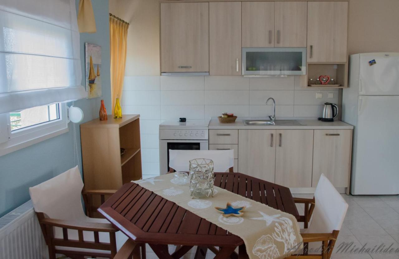 شقة Paressa'S House نيكيتي المظهر الخارجي الصورة